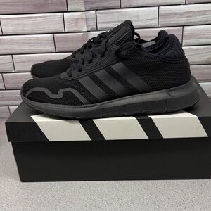 Adidas  Swft X Men's running shoe size 11’